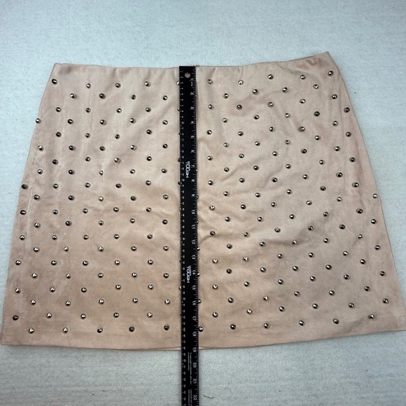 Forever 21‎ Plus Blush Pink Studded Suede Mini Skirt 3X holiday party Barbiecore - Picture 3 of 10